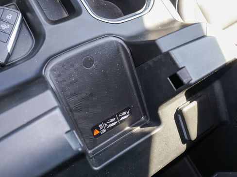 Used 2023 GMC Sierra 1500 SLT w/ SLT Premium Plus Package image 24