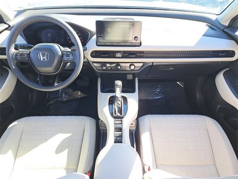 Used 2023 Honda HR-V LX image 14