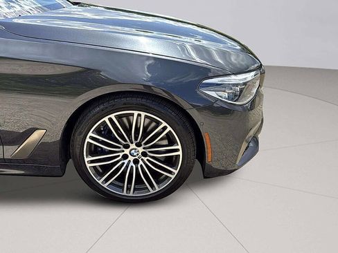 Used 2018 BMW M550i xDrive M550i xDrive AWD 4dr Sedan image 17