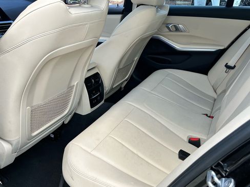 Used 2019 BMW 330i Sedan w/ Convenience Package RWD image 11