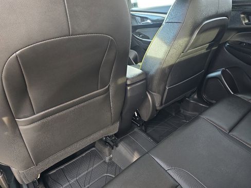 Certified 2025 Chevrolet TrailBlazer ACTIV w/ Driver Confidence Package image 18