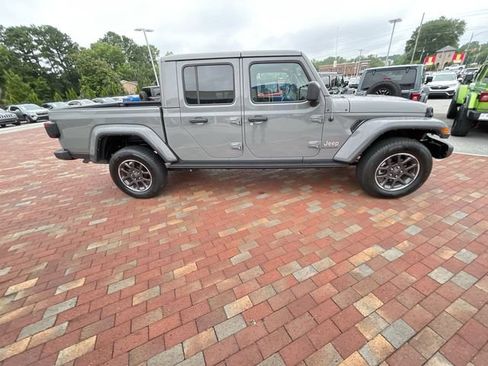 Used 2022 Jeep Gladiator Overland w/ Popular Equipment Package AWD/4WD image 37