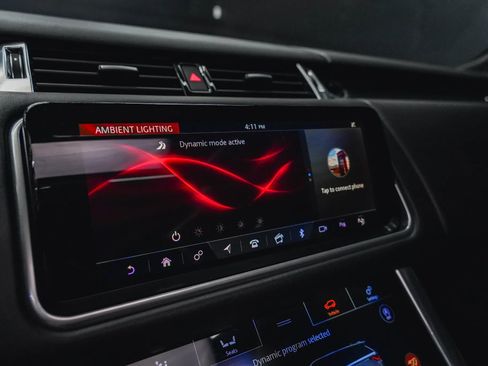 Used 2020 Land Rover Range Rover Sport SVR image 70