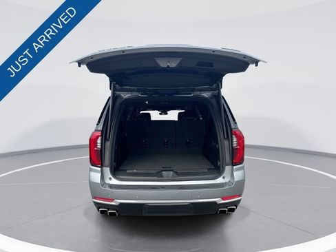 Used 2025 GMC Yukon XL Denali image 24