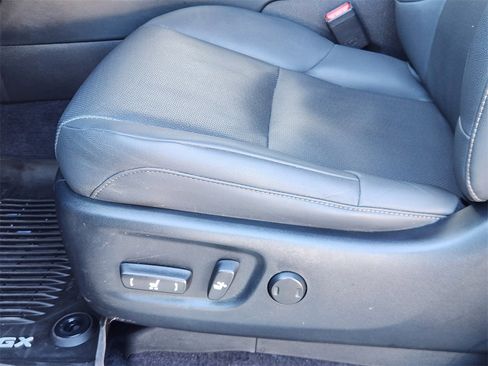 Used 2022 Lexus GX 460 Premium image 22