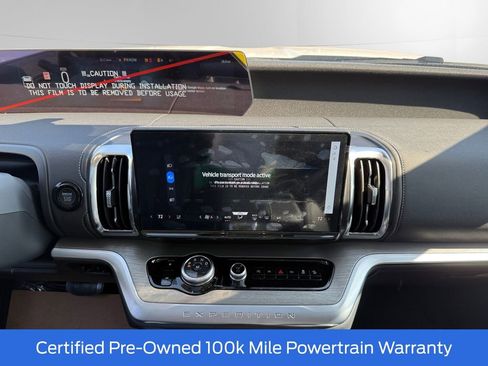 Certified 2025 Ford Expedition Max Platinum w/ Driver's Package AWD/4WD image 11