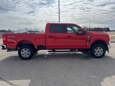 New 2026 Ford F350 XLT w/ FX4 Off-Road Package image 4