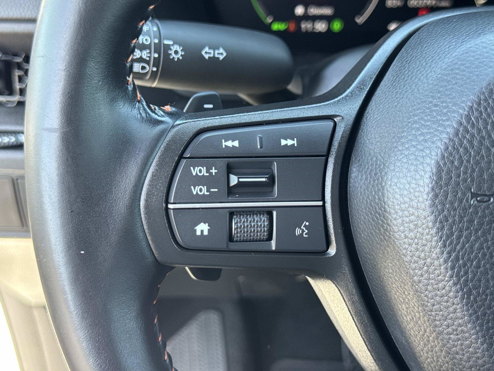 Certified 2025 Honda CR-V Sport-L image 11