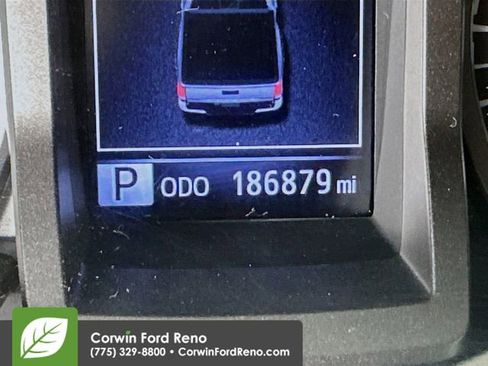 Used 2017 Toyota Tacoma TRD Off-Road image 12