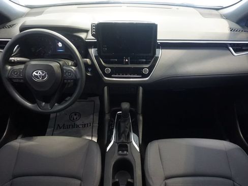 Used 2025 Toyota Corolla Cross AWD Hybrid image 22