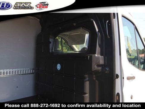 Used 2018 Ford Transit 150 148 Medium Roof RWD image 17