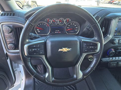 Used 2021 Chevrolet Silverado 1500 LT image 18