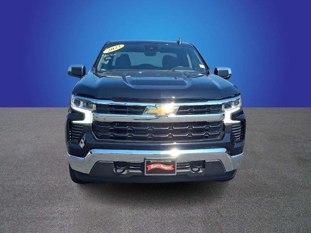 Used 2023 Chevrolet Silverado 1500 LT AWD/4WD image 2