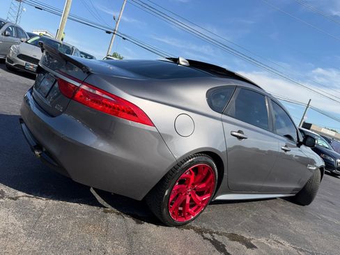 Used 2018 Jaguar XF R-Sport AWD/4WD image 56