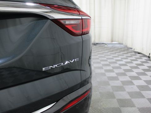 Used 2019 Buick Enclave Avenir w/ Avenir Technology Package FWD image 32