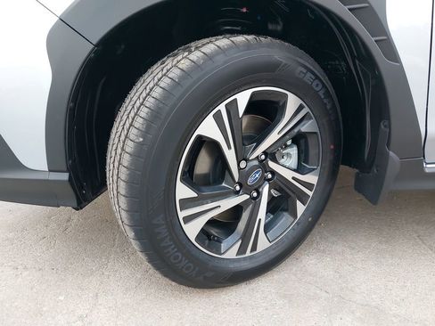 Used 2025 Subaru Crosstrek 2.0i Premium image 36