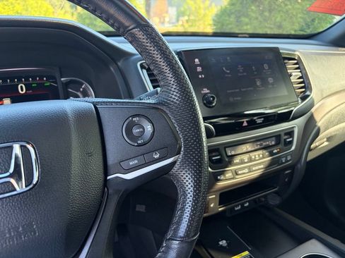 Used 2024 Honda Passport EX-L image 18
