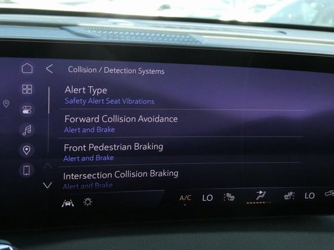 New 2026 Buick Enclave Sport Touring w/ Power Package image 43