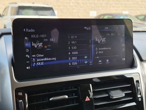 Used 2022 Lexus GX 460 Premium w/ Premium Package AWD/4WD image 14