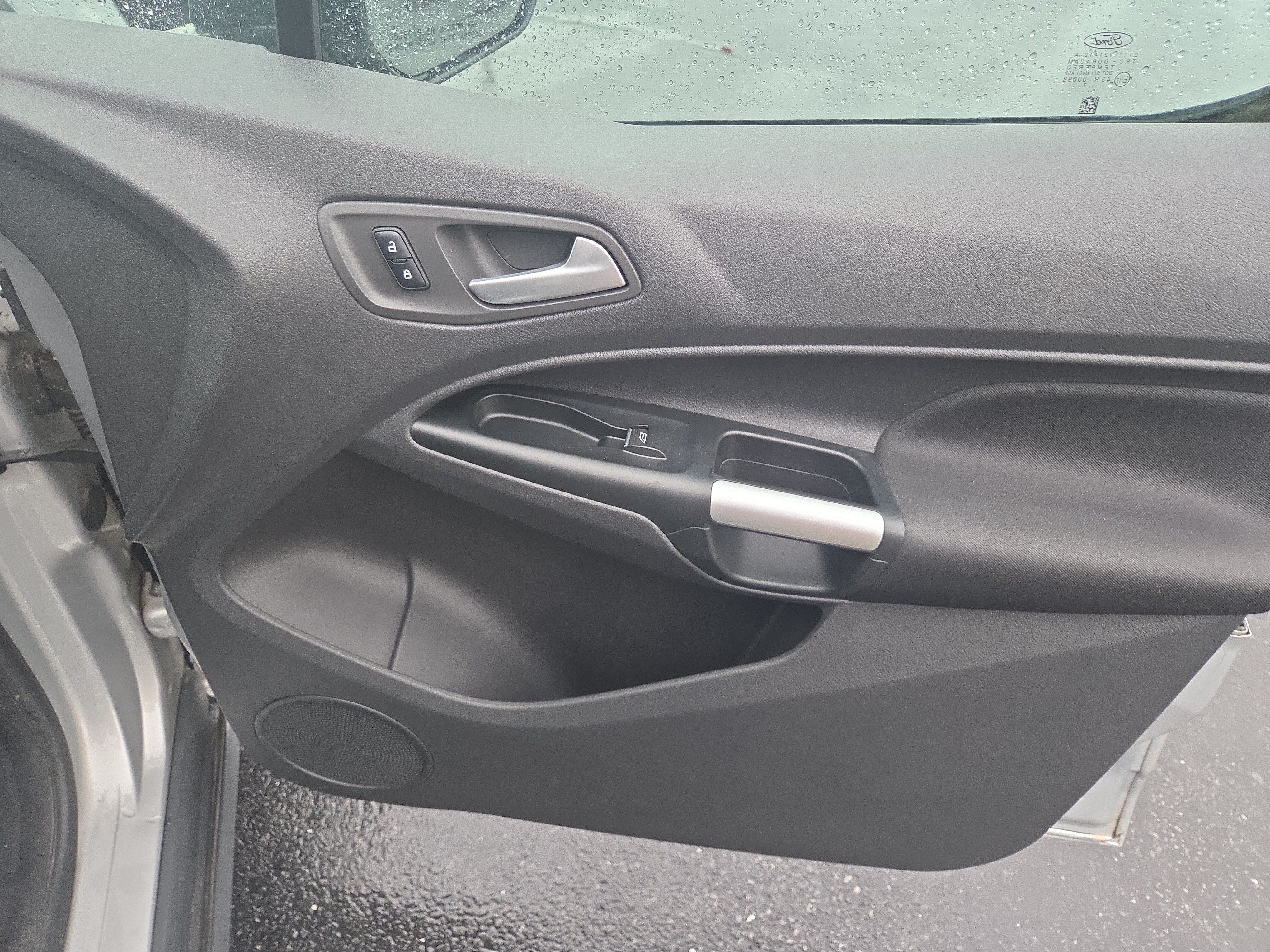 Used 2017 Ford Transit Connect XLT FWD image 18