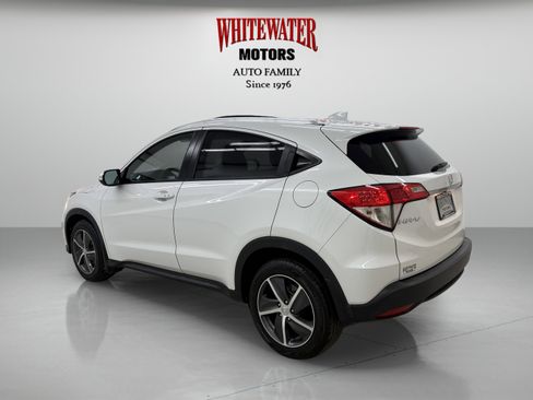 Used 2021 Honda HR-V EX image 2