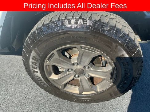 Used 2018 Jeep Wrangler Unlimited Sport AWD/4WD image 19