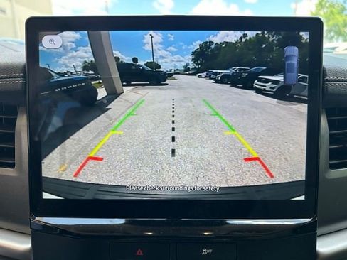 Used 2023 Ford Expedition XLT RWD image 16