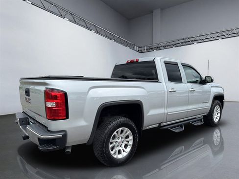 Used 2019 GMC Sierra 1500 SLE w/ SLE Value Package AWD/4WD image 9