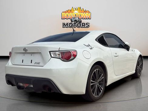 Used 2013 Scion FR-S RWD image 7