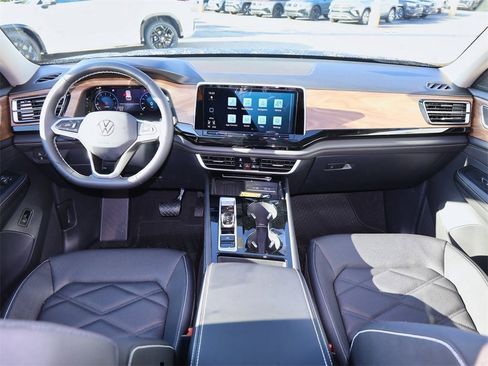 New 2026 Volkswagen Atlas SE image 19