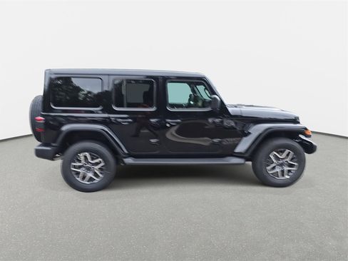 New 2025 Jeep Wrangler Sahara image 4
