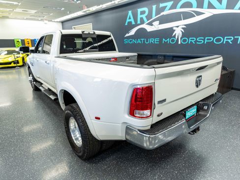 Used 2018 RAM 3500 Laramie w/ Cold Weather Group AWD/4WD image 8