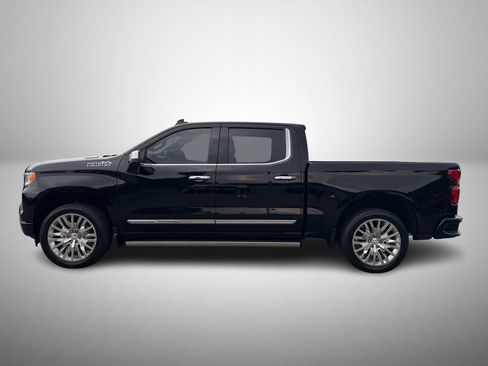 Used 2025 Chevrolet Silverado 1500 High Country w/ High Country Premium Package AWD/4WD image 6