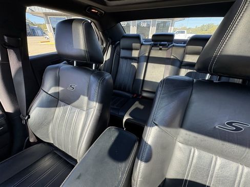 Used 2022 Chrysler 300 S RWD image 40