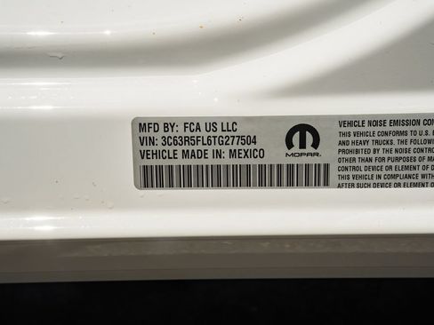 New 2026 RAM 2500 Laramie AWD/4WD image 48