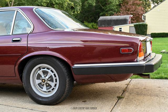 Used 1987 Jaguar XJ6 RWD image 4