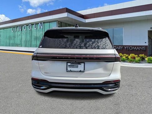New 2026 Lincoln Nautilus Black Label AWD/4WD image 5
