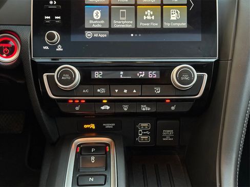 Used 2019 Honda Insight Touring image 18