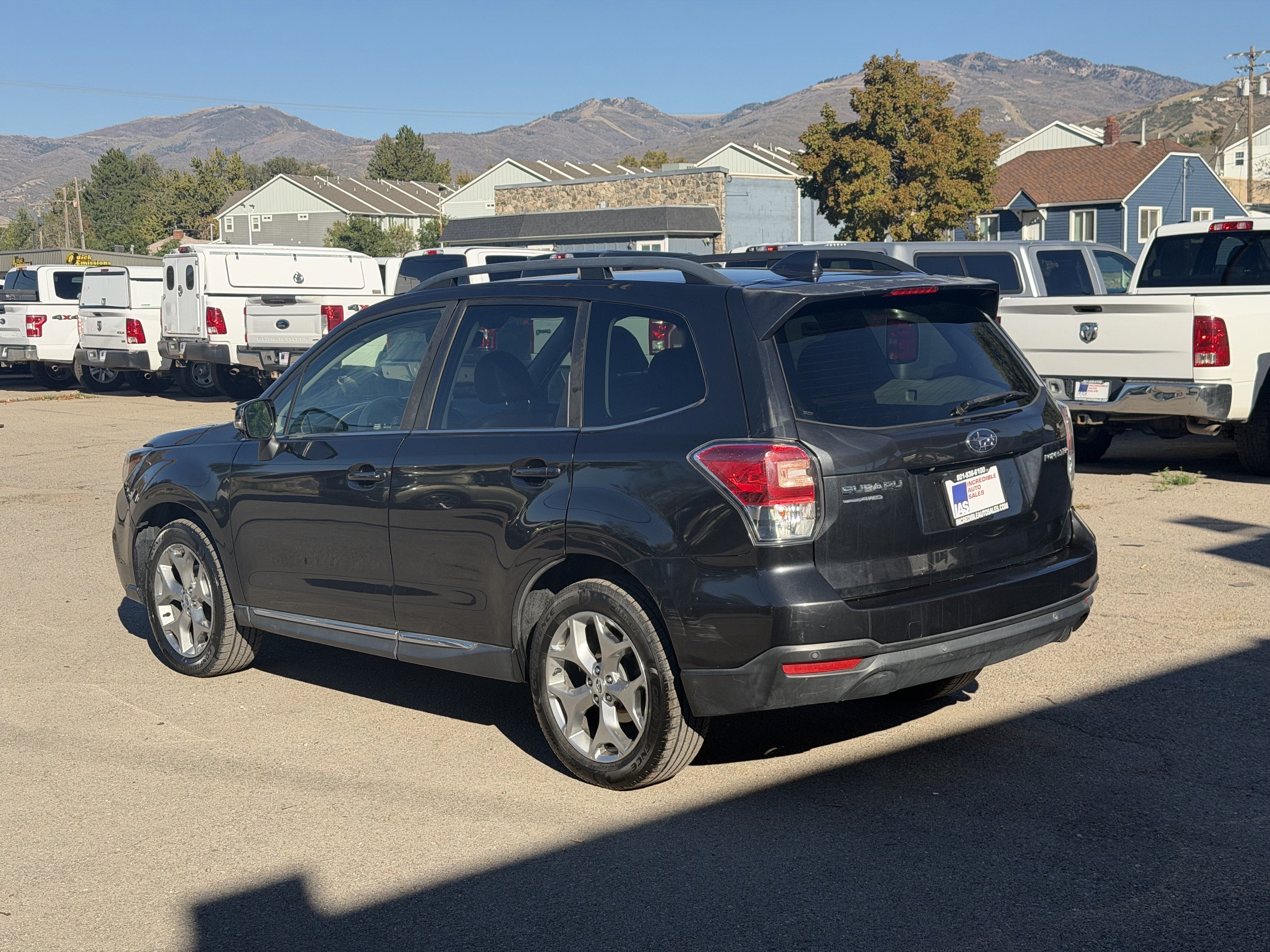 Used 2018 Subaru Forester 2.5i Touring AWD/4WD image 4