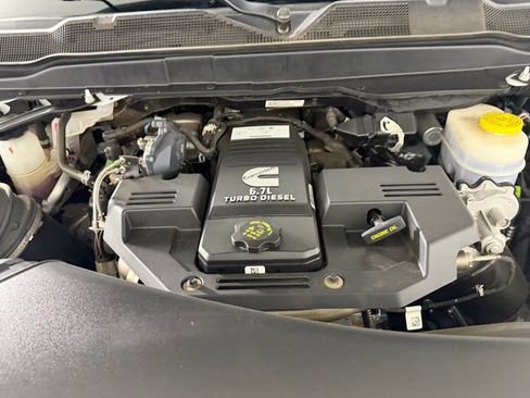 Certified 2024 RAM 2500 Limited w/ Towing Technology Group AWD/4WD image 32