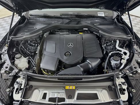 Used 2026 Mercedes-Benz GLC 300 4MATIC image 31