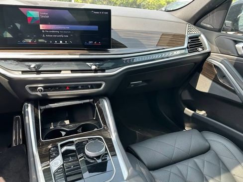 Used 2025 BMW X6 xDrive40i w/ Climate Comfort Package AWD/4WD image 17