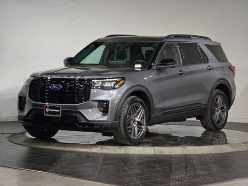 New 2026 Ford Explorer ST-Line w/ ST-Line Street Pack image 6