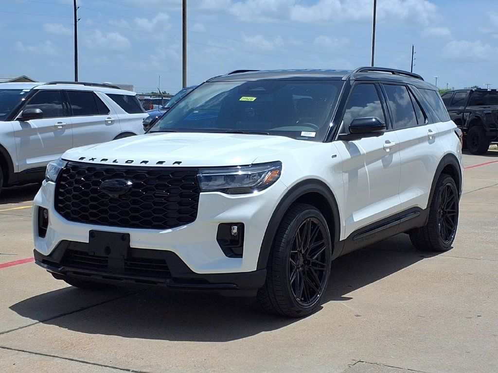 New 2026 Ford Explorer ST-Line w/ ST-Line Street Pack RWD image 1