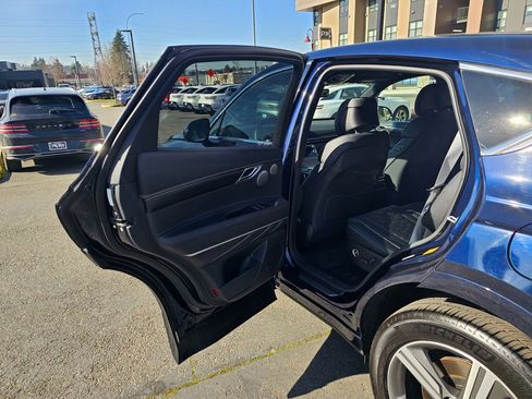 Certified 2025 Genesis GV80 3.5T image 22