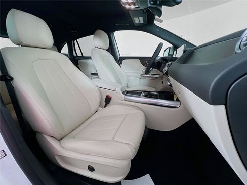 Certified 2026 Mercedes-Benz GLA 250 4MATIC image 24