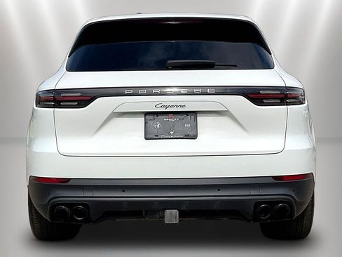Used 2022 Porsche Cayenne AWD/4WD image 5