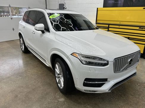 Used 2016 Volvo XC90 T6 Inscription w/ Vision Package image 2