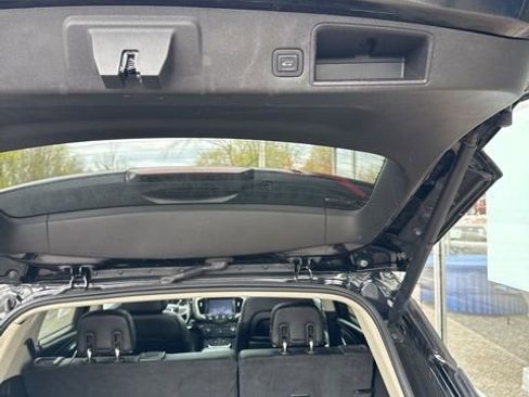 Used 2019 GMC Terrain Denali w/ Driver Alert Package II image 6