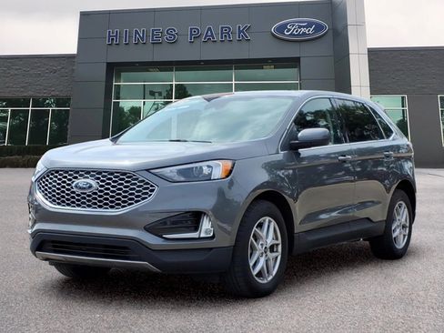Used 2023 Ford Edge SEL w/ Convenience Package AWD/4WD image 3